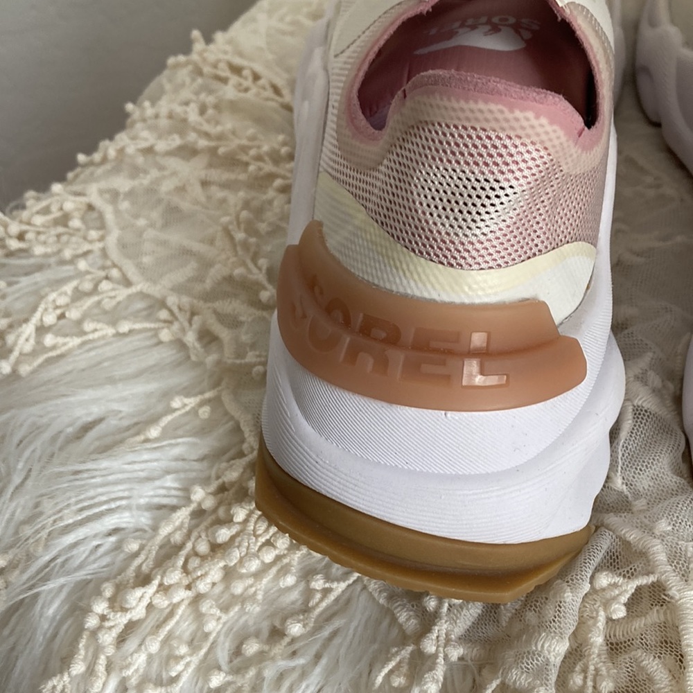 Sorel Kinetic RNEGD Float Shoes - Woman Size 6.5 Color Chalk Pink - Picture 6 of 8